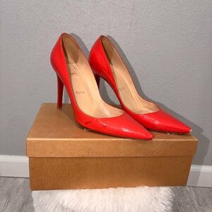 Christian Louboutin “New Decoltissimo” Coral Size 39